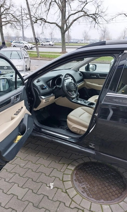 Subaru Outback cena 129800 przebieg: 144600, rok produkcji 2019 z Rumia małe 79